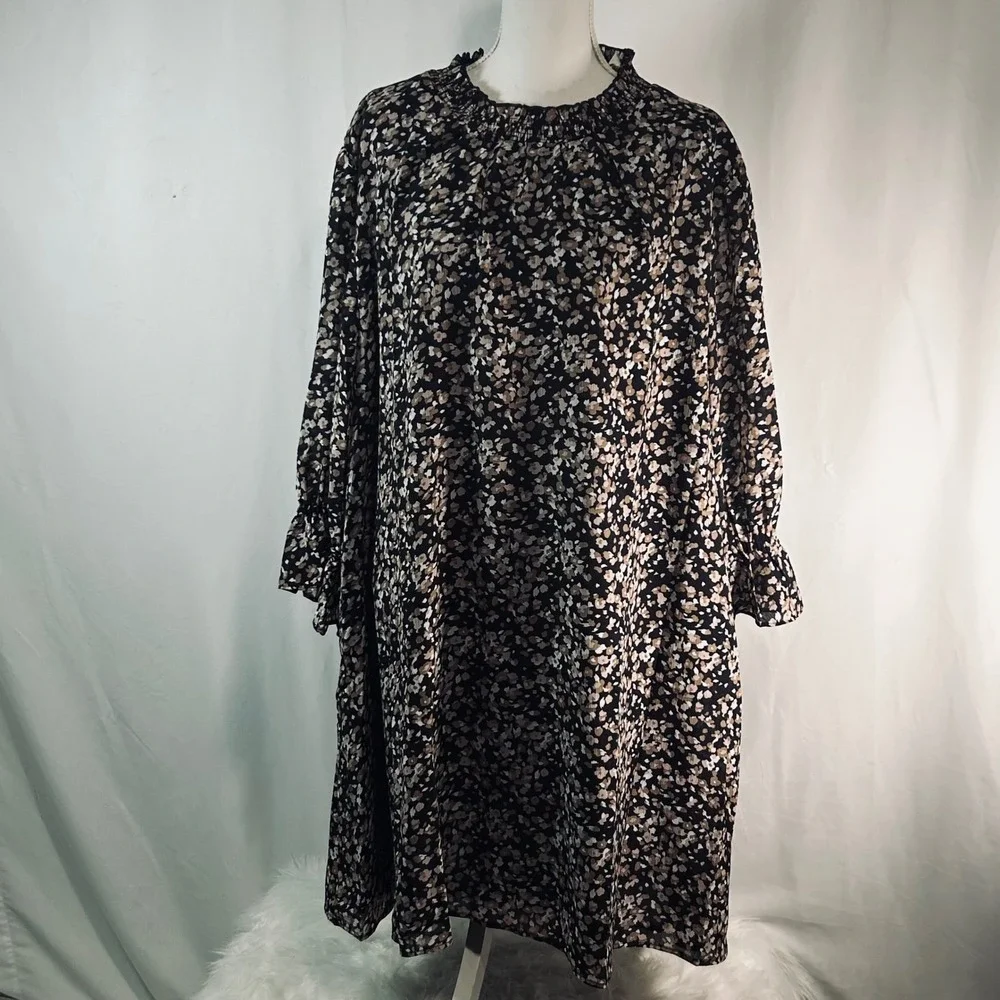 Hayden Los‎ Angeles Black Floral Smocked Ruffle Neck Shift Dress NEW 2XL